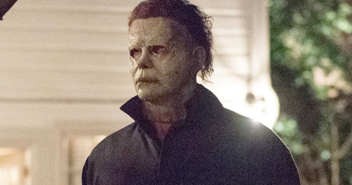 Halloween Comic-Con Footage Has Michael Myers Killing Anyone in His Path