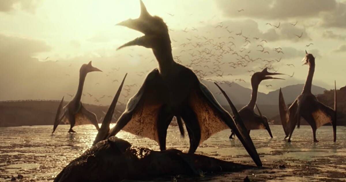 Jurassic World 3 CinemaCon Footage Teases Bond-Style Action &amp; Legacy Trio's Return