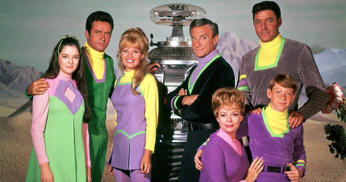 Lost in Space Remake Finally Hitting Netflix in 2018
