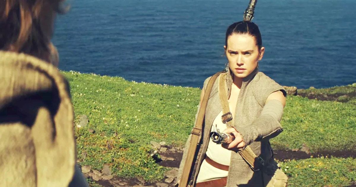 Star Wars 8 Set Video Shows Daisy Ridley in Costume as Rey