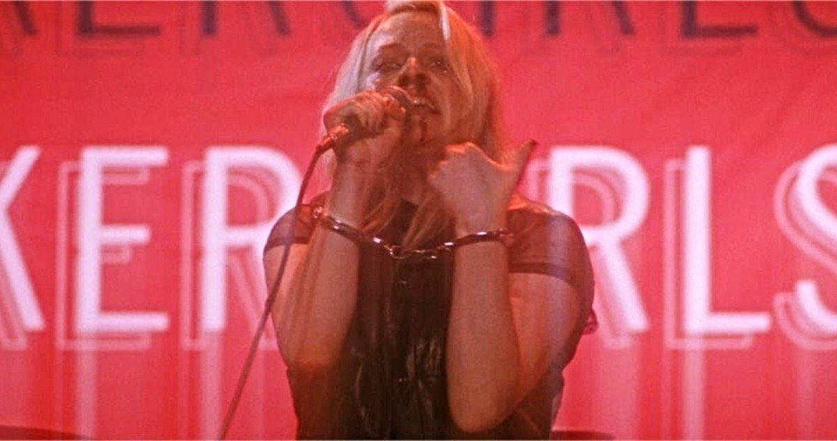 Her Smell Trailer Brings Elisabeth Moss Out of '90s Grunge Rock Retirement