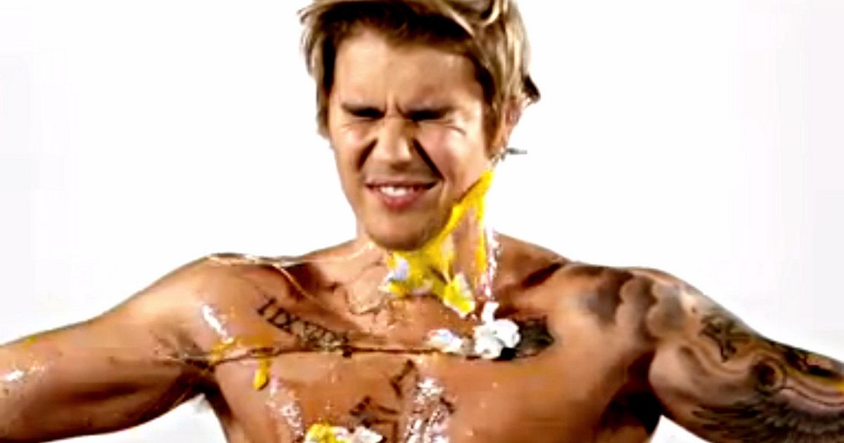 Justin Bieber Gets Egged in Comedy Central Roast Trailer