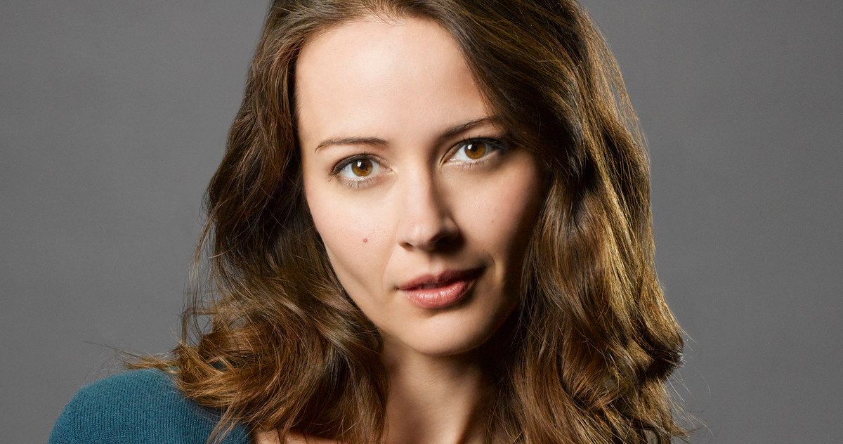 Amy Acker Is Coulson's Girlfriend in Marvel's Agents of S.H.I.E.L.D.