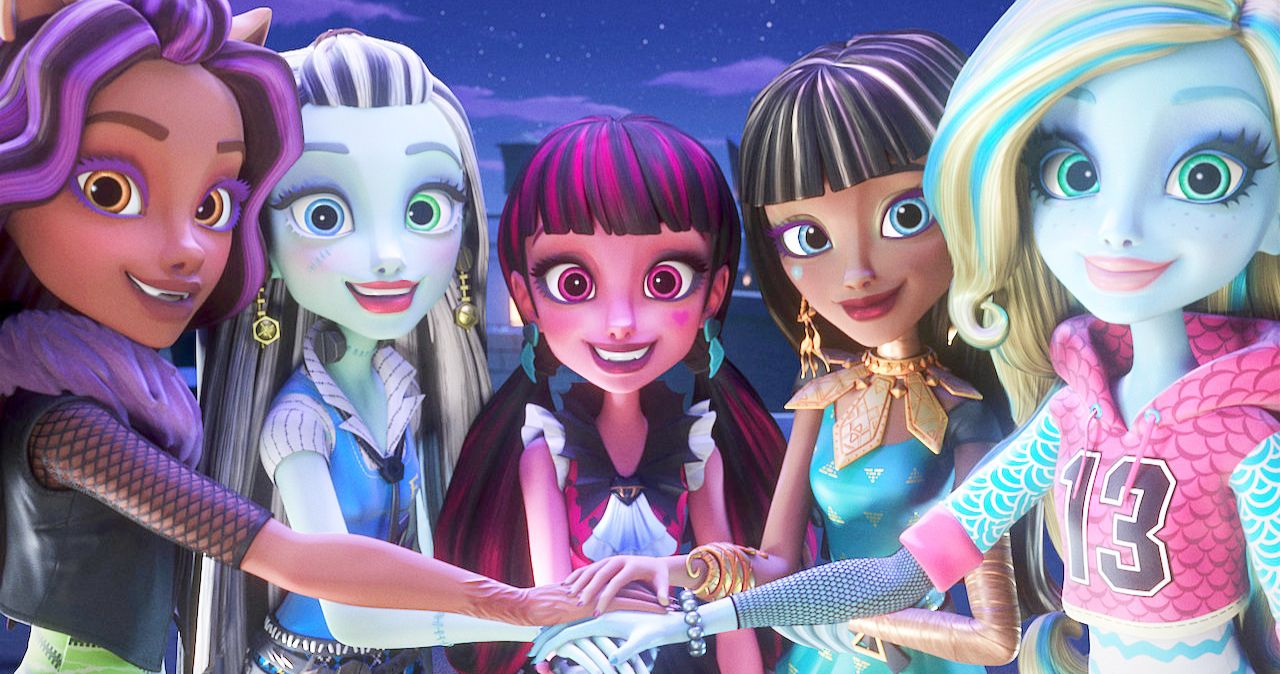 Monster High Live-Action Movie Musical & Reboot Series Are Happening at  Nickelodeon
