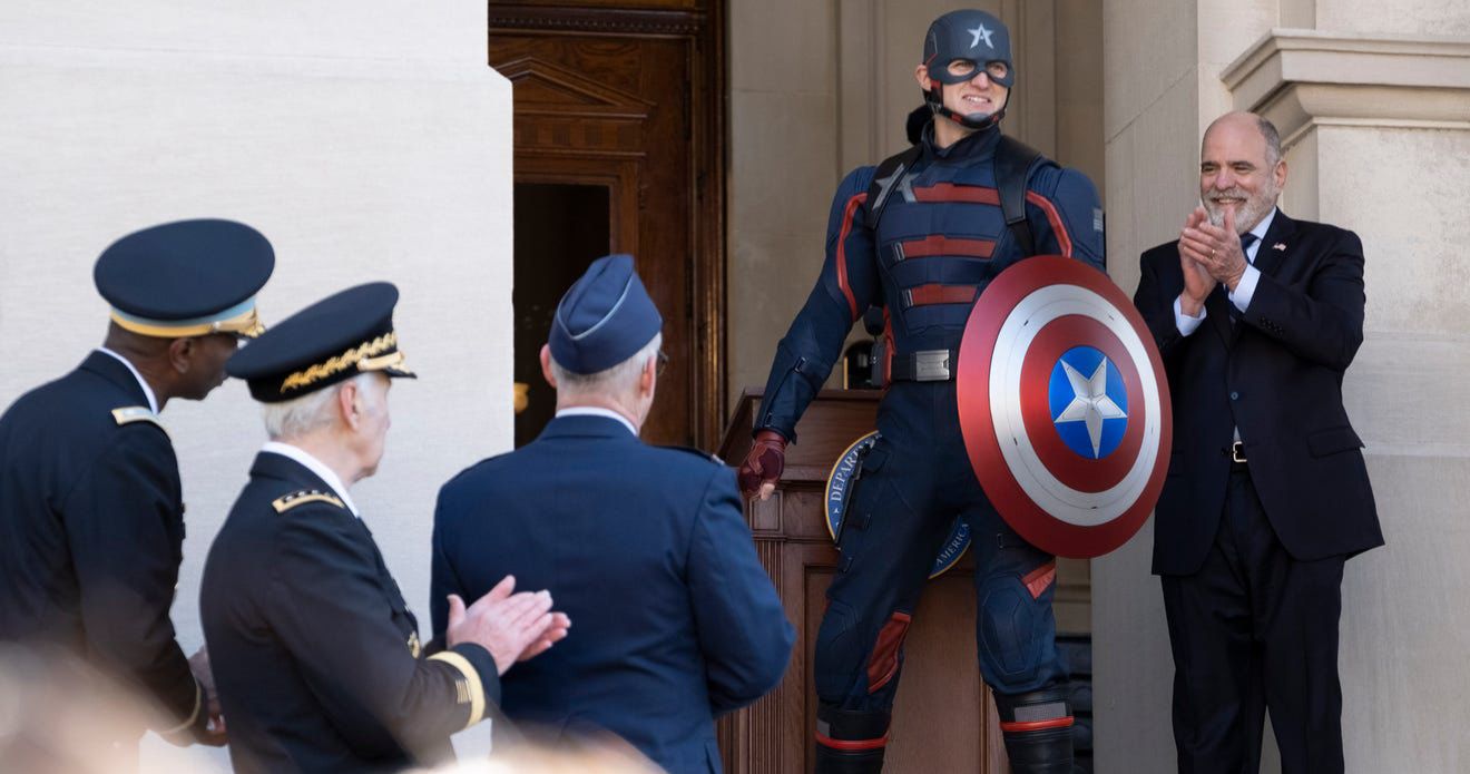 New Captain America Actor Makes Peace with MCU Fan Hate Following His Disney+ Debut