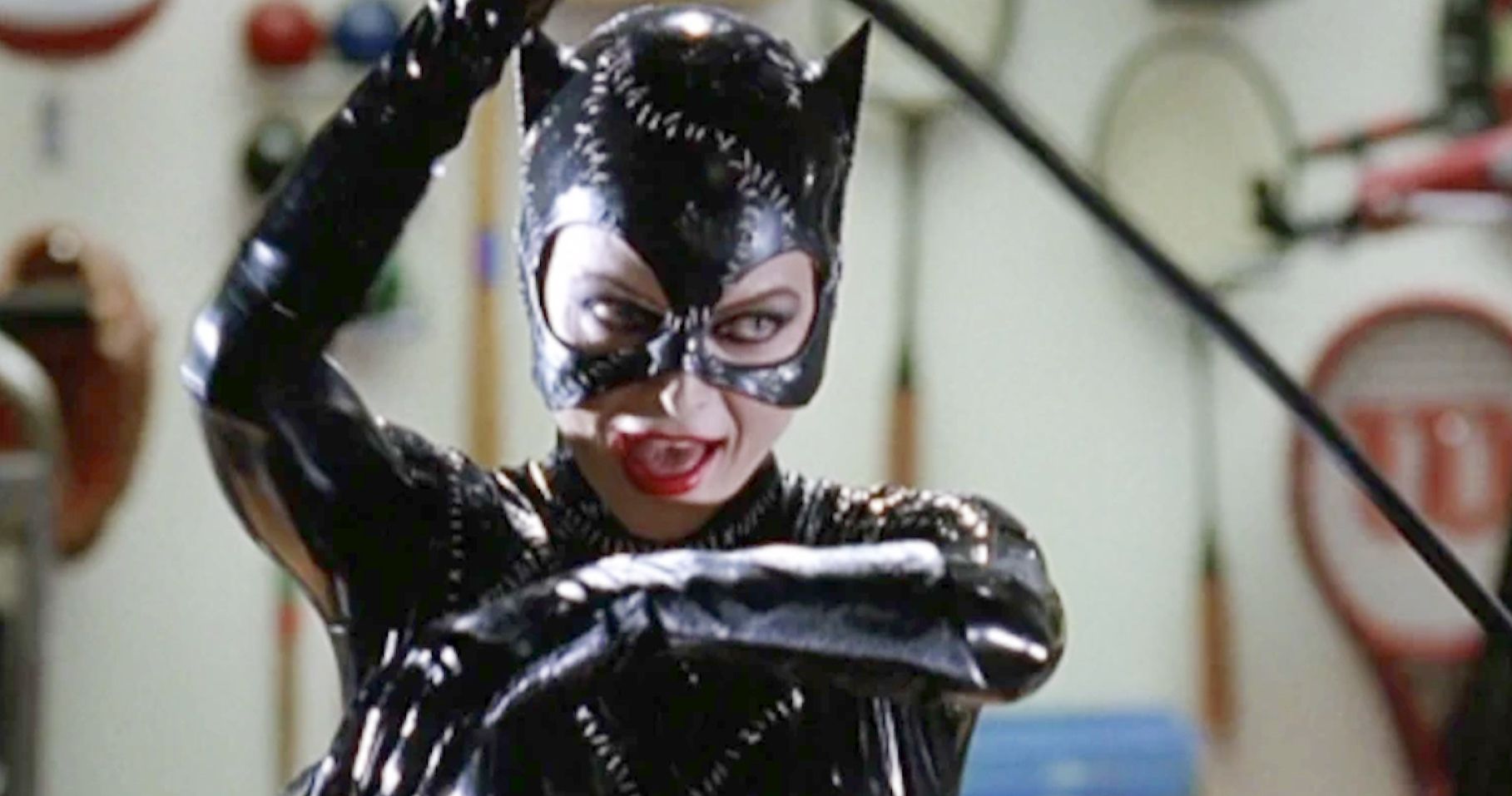 Catwoman Trends as Unearthed Video Shows Michelle Pfeiffer Beheading 4 Mannequins in a Single Take