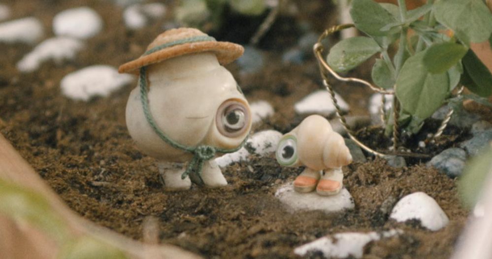 Marcel the Shell with Shoes On Movie Surprises Telluride, Here's a First Look