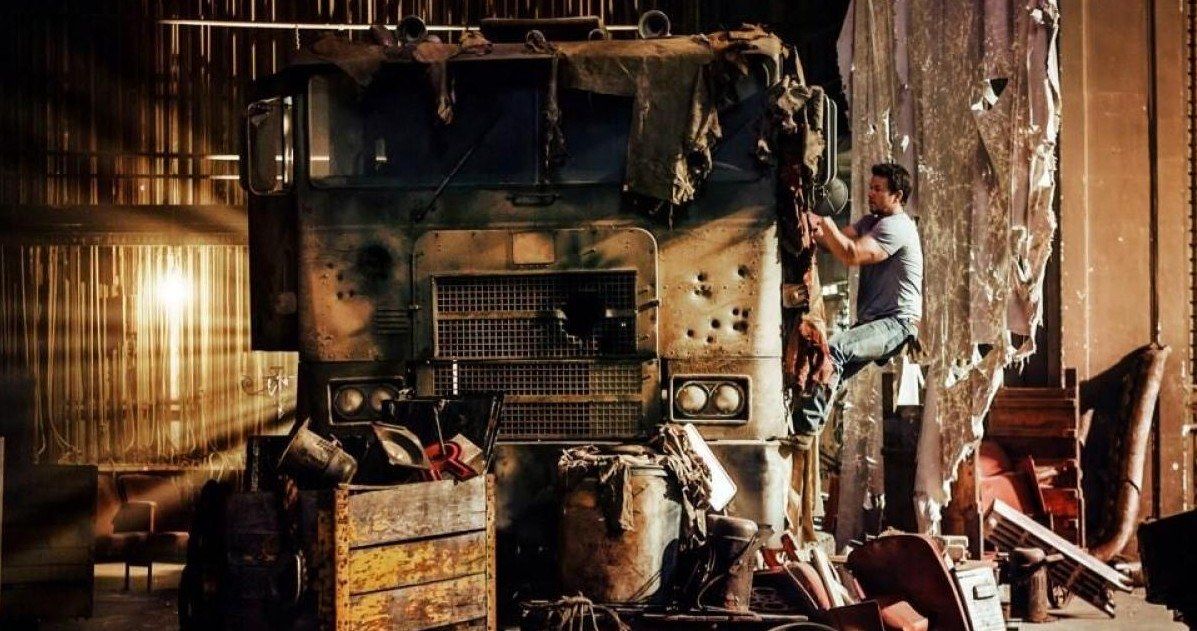 Mark Wahlberg Rescues Optimus Prime in New Transformers 4 Images
