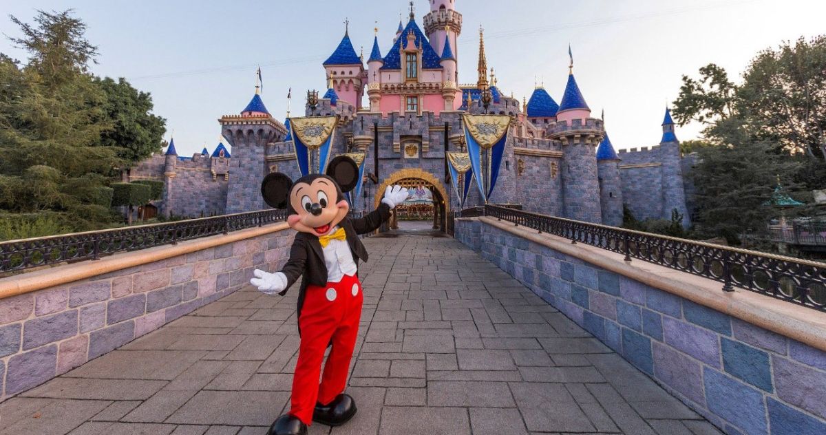 Disneyland Will Reopen Soon Promises California Governor