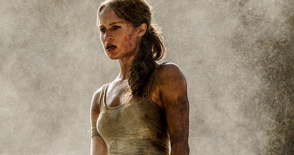 Lara Croft Gets Dirty in New Tomb Raider Remake Photo