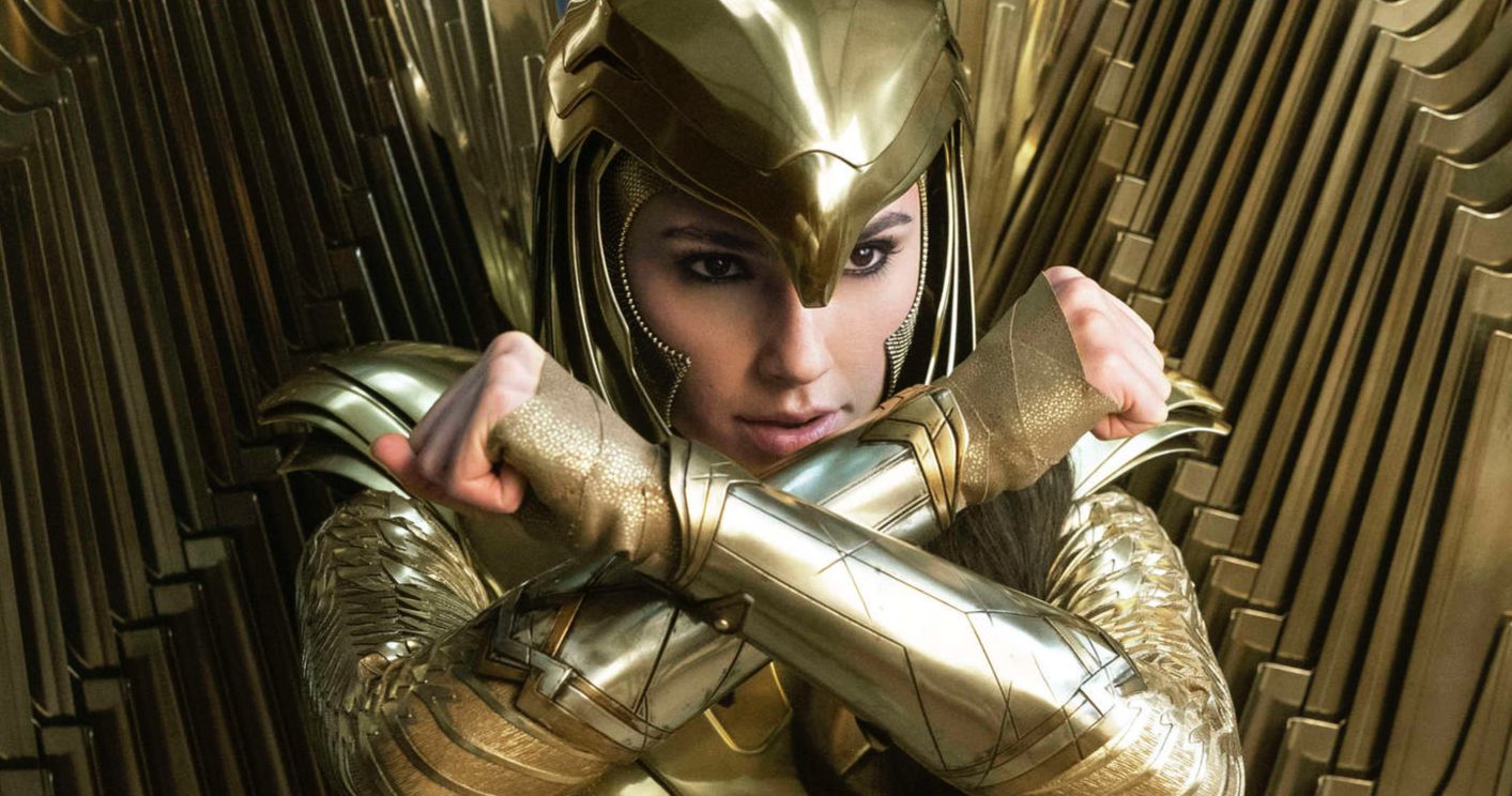 Wonder Woman 1984 Golden Armor Gets Compared to the Batsuit
