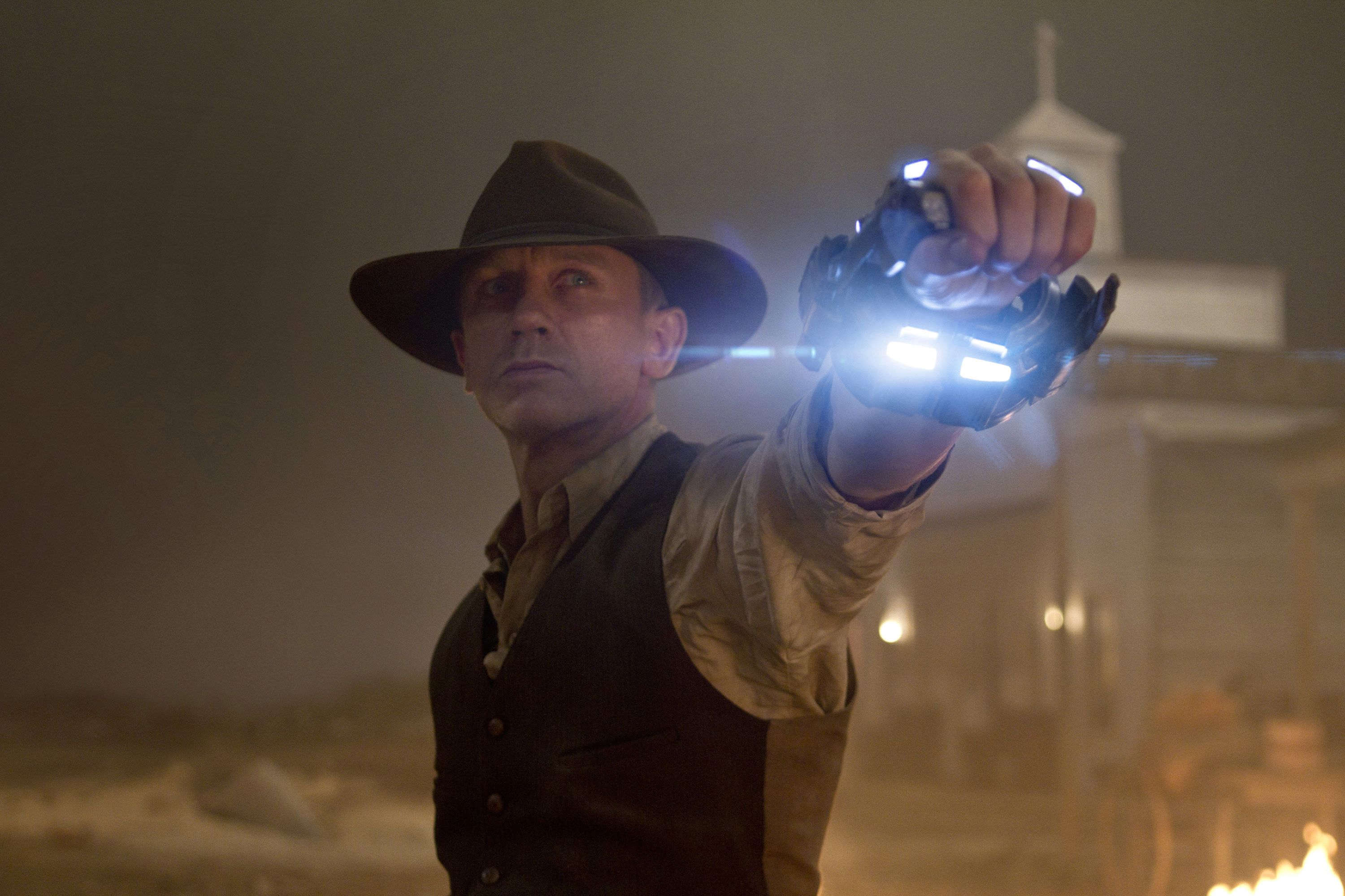 Daniel Craig stars as Jake Lonergan in Cowboys and Aliens