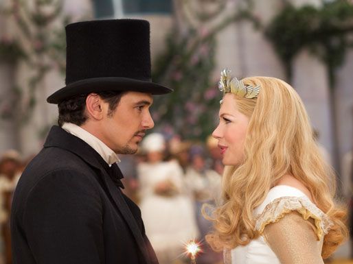 Oz The Great and Powerful James Franco and Michelle Williams Photo