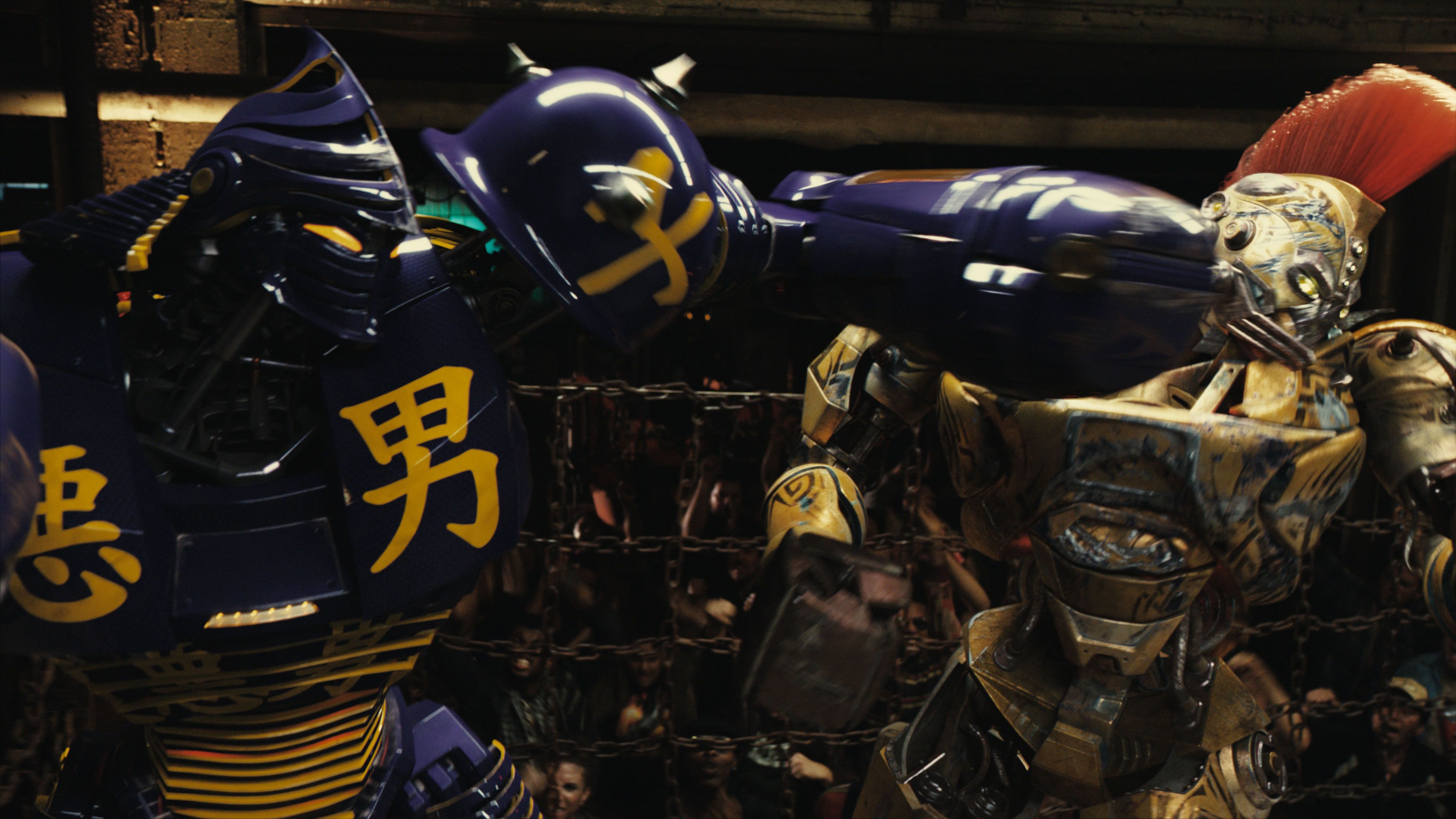 Two robots slug it out in Real Steel