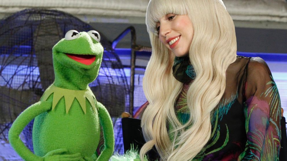 Lady Gaga and The Muppets' Holiday Special Photo