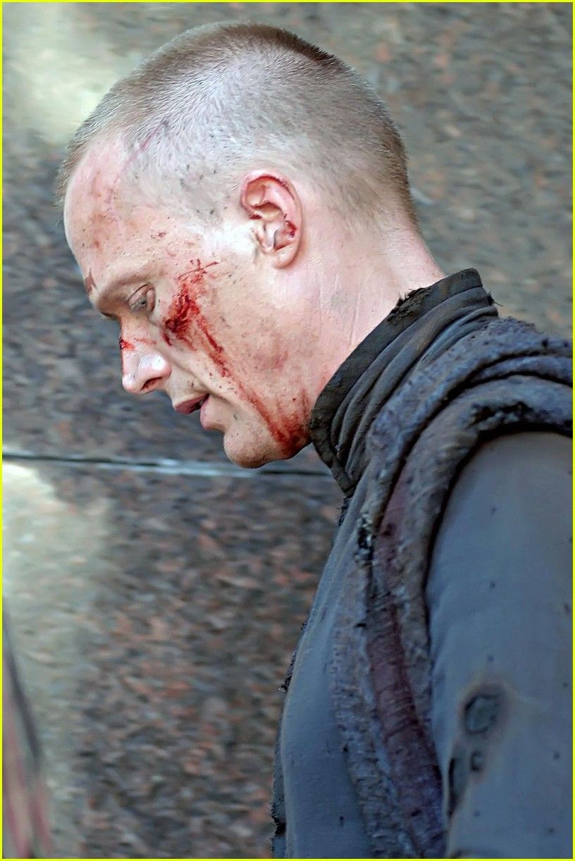Paul Bettany Priest Image #2