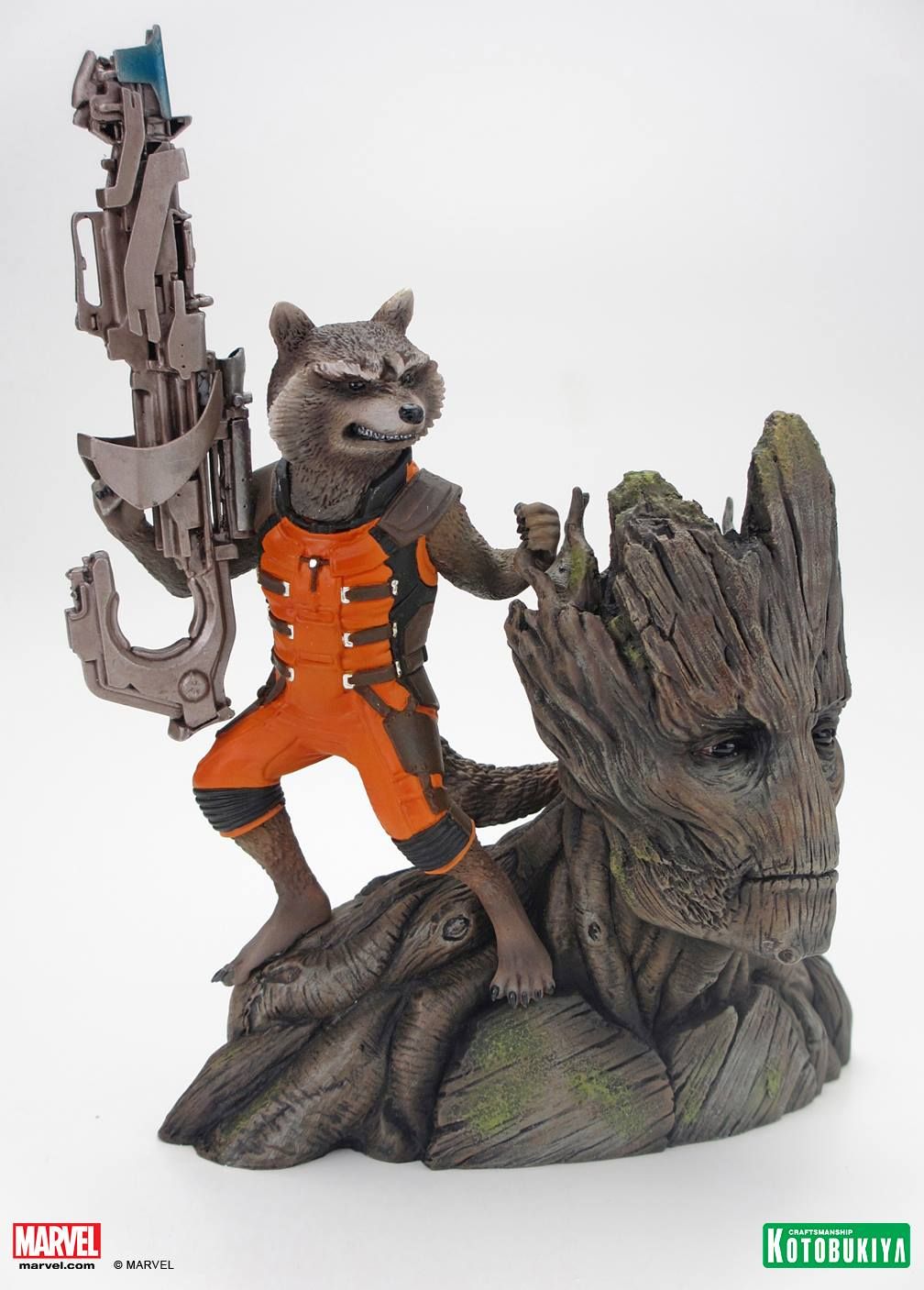 Guardians of the Galaxy Groot and Rocket Racoon Statue Photo 2