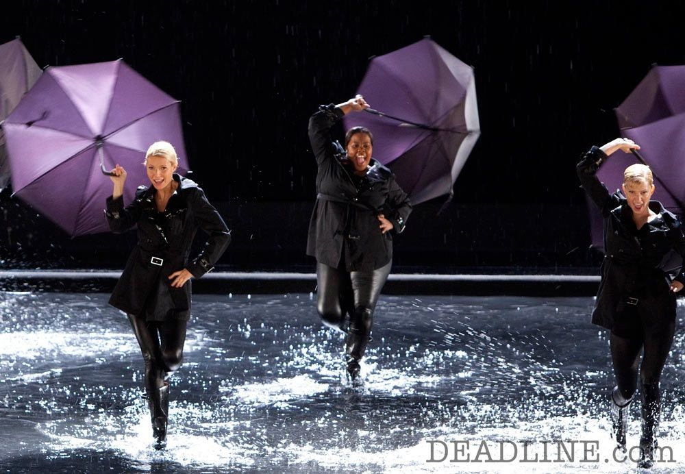 Glee 2 07 The Substitute Review