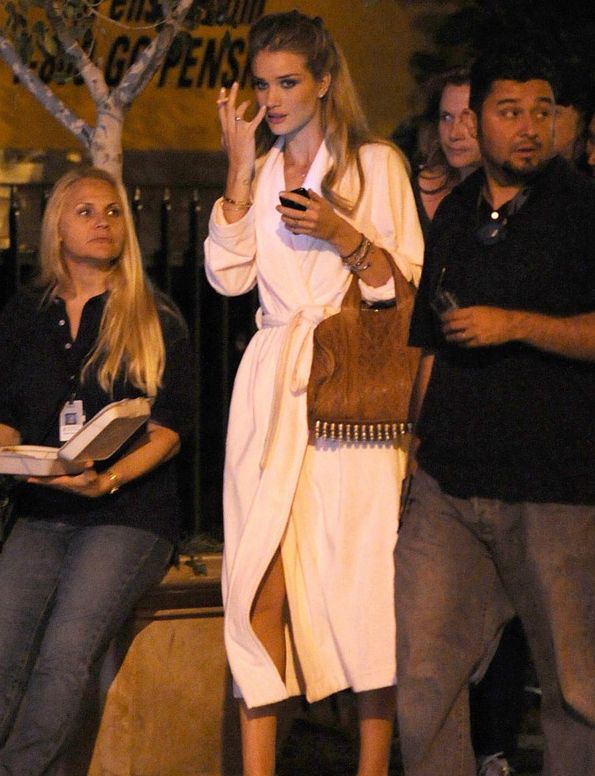 Rosie Huntington-Whiteley on the set of Transformers 3