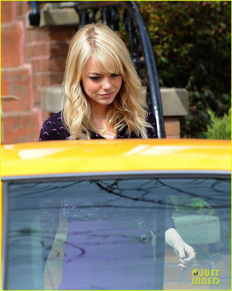 The Amazing Spider-Man 2 Set Photos with Gwen Stacy and Mary-Jane Watson 5