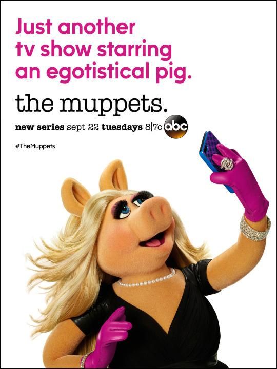 The Muppets Poster Piggy