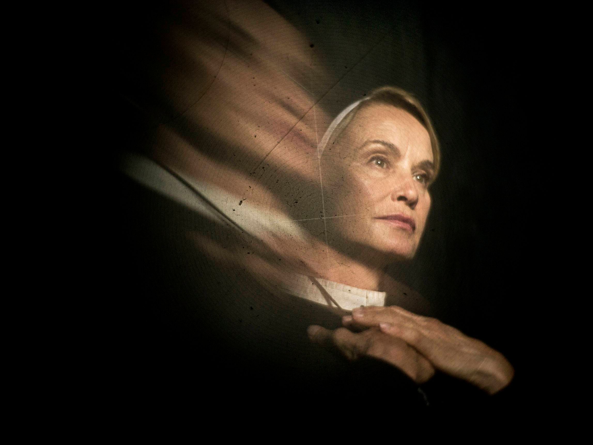 American Horror Story: Asylum Jessica Lange Photo
