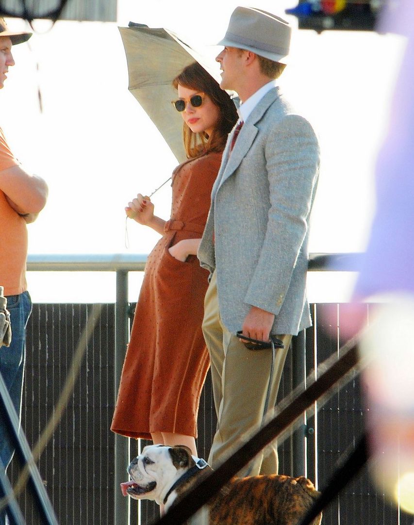 Ryan Gosling and Emma Stone on The Gangster Squad Set #2