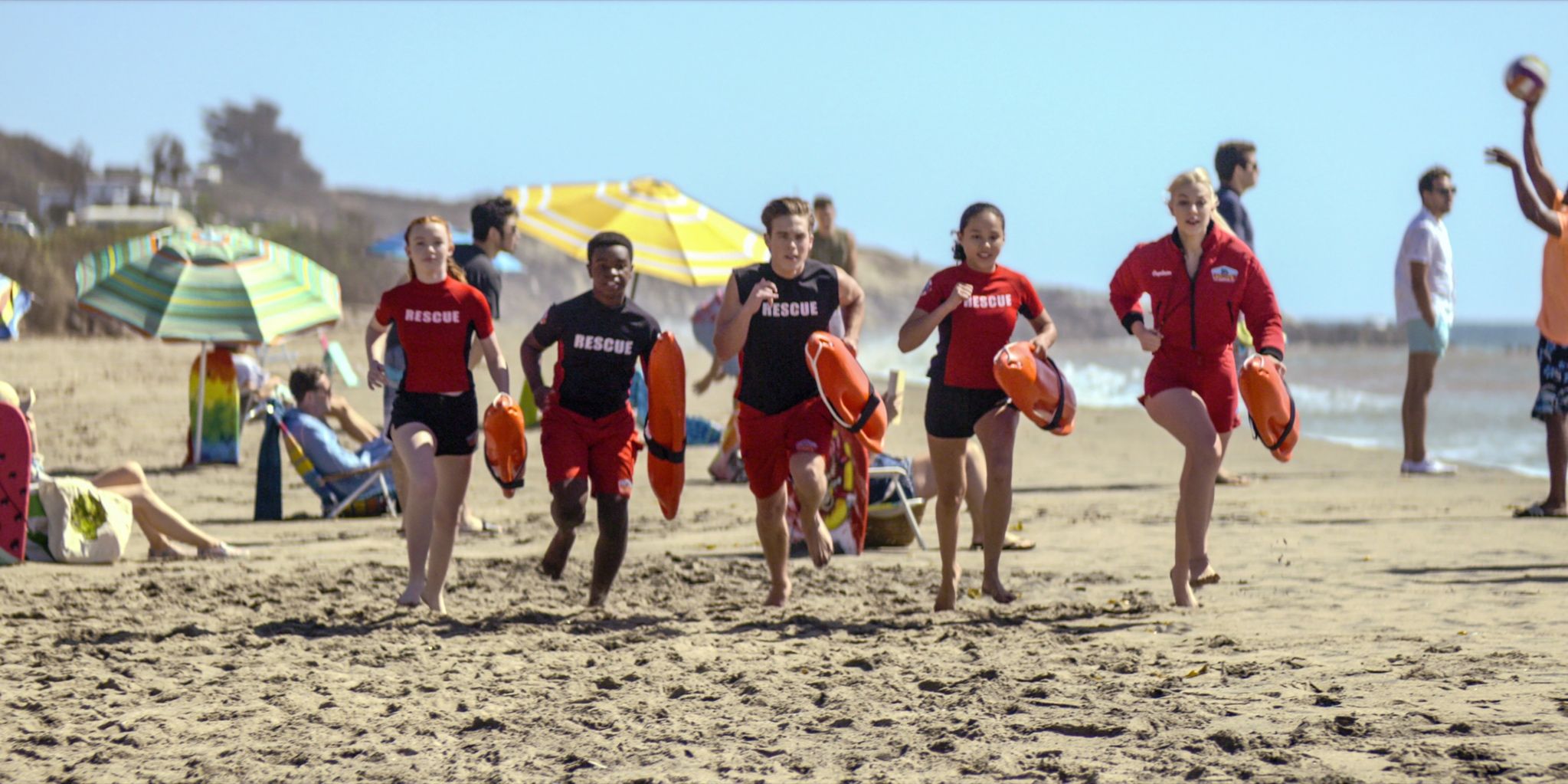 Malibu Rescue First Look Brings Teen Lifeguards To Netflix