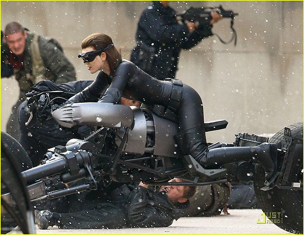 The Dark Knight Rises Anne Hathaway Stunt Photo #4