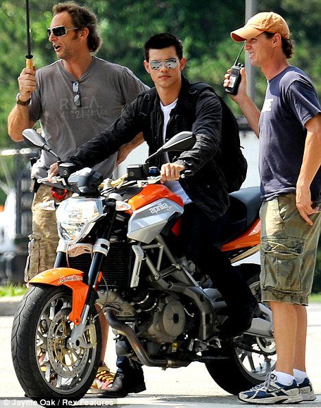 Taylor Lautner on the set of Abduction #1