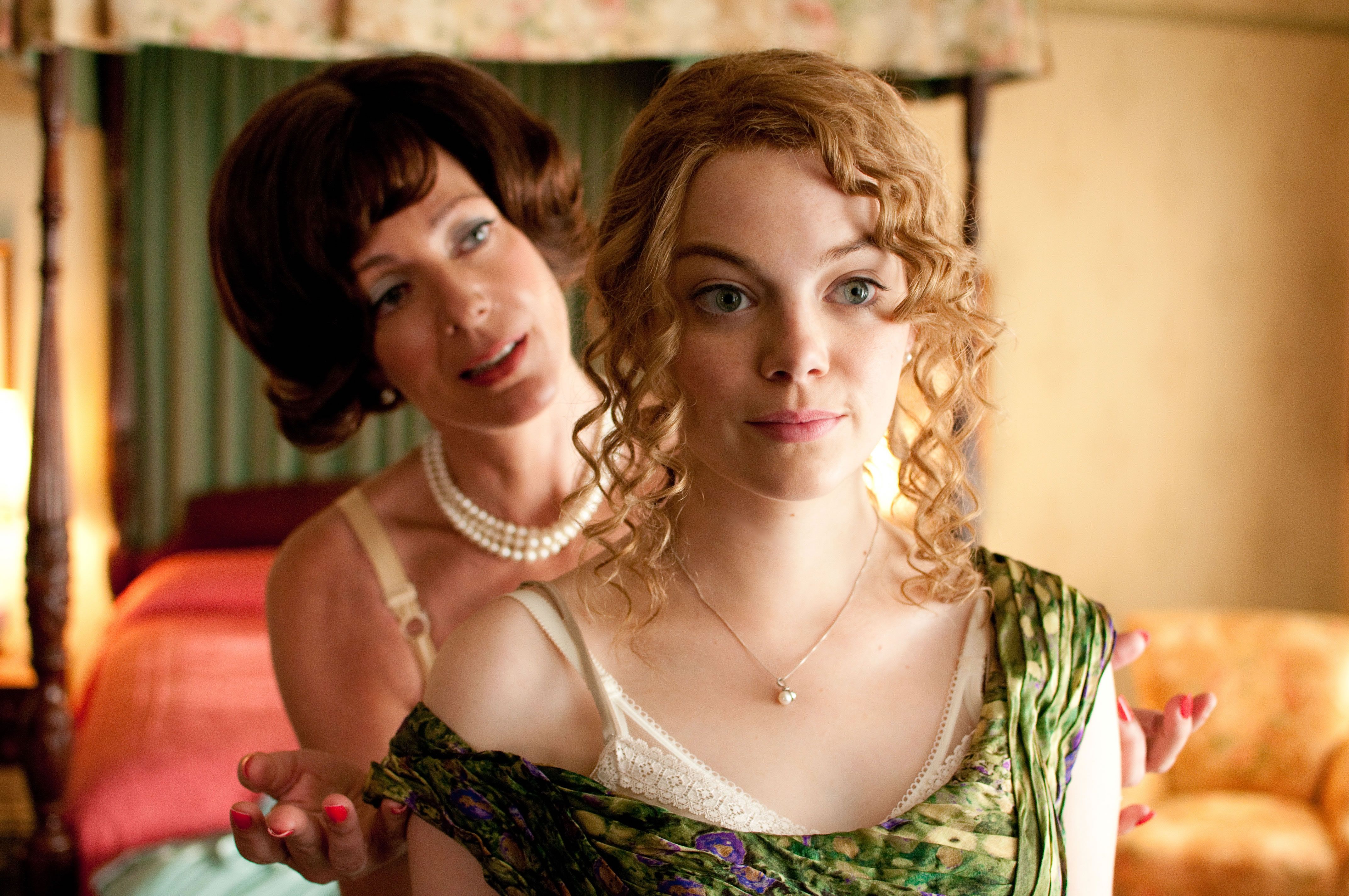 Emma Stone and Allison Janney in The Help