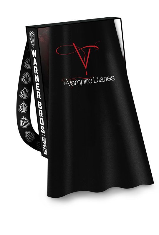The Vampire Diaries Comic-Con 2013 Bag Photo 2