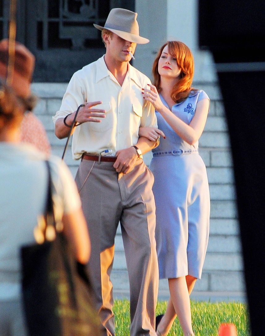 Ryan Gosling and Emma Stone on The Gangster Squad Set #1