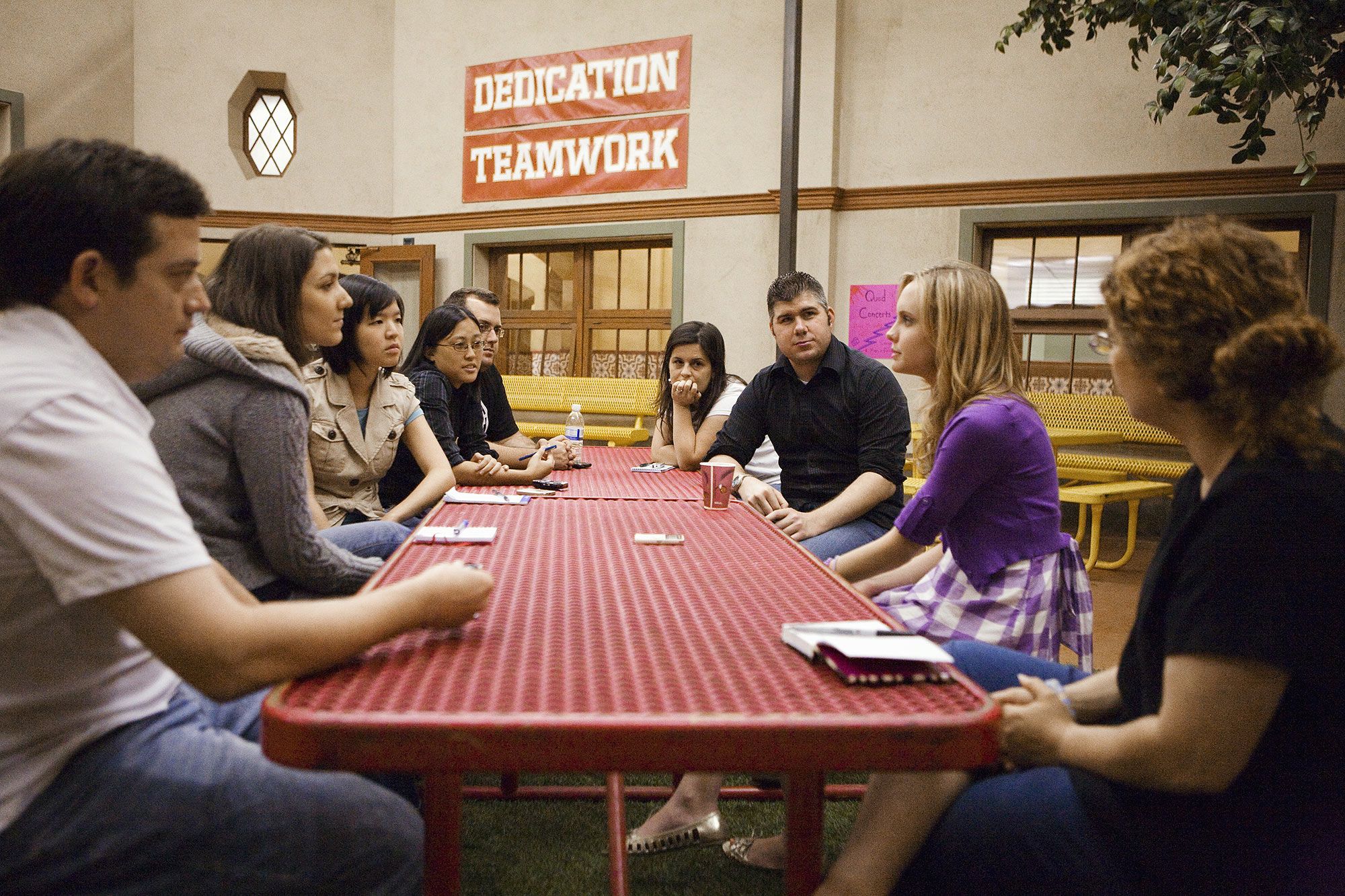 SET VISIT: Go Back to High School with 10 Things I Hate About You - Part I