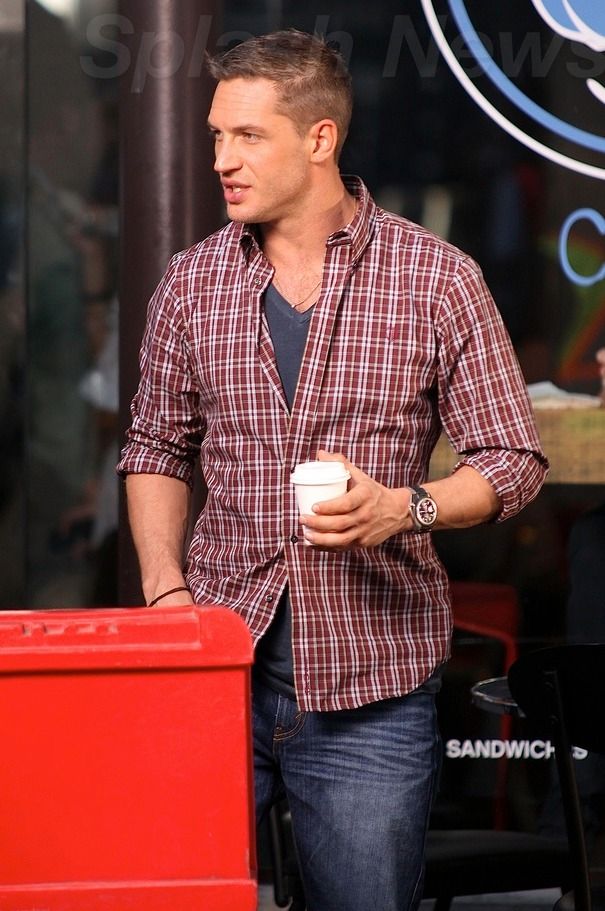 Tom Hardy on the set of This Means War
