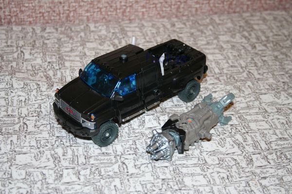 Transformers: Dark of the Moon Ironhide Toy Photo #2