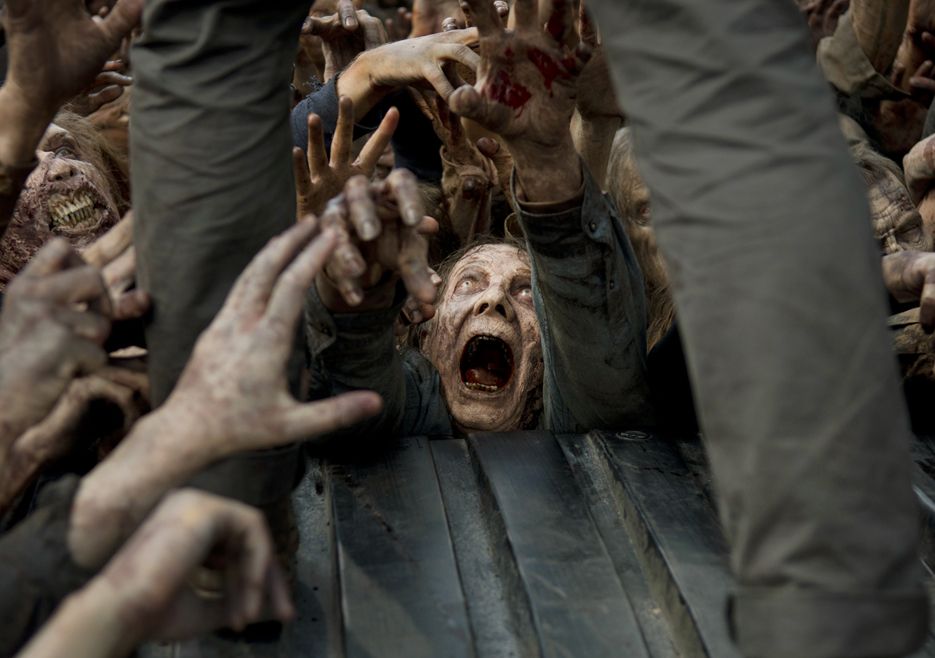 The Walking Dead Season 6 Zombie Photo 1