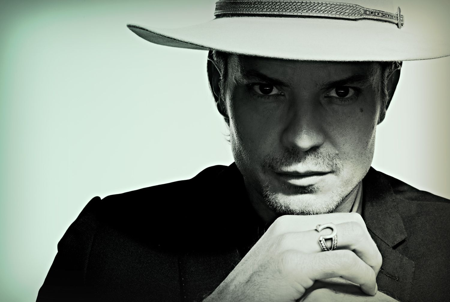 Timothy Olyphant discusses Season 4 of Justified, returning Tuesday, January 8
